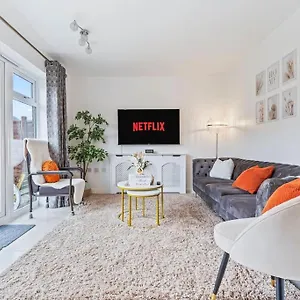 Luxury Modern House - 8 Mins To Nec, Airport , Birmingham United Kingdom